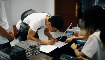 “倾听、交流、分享”2018J9九游会学院夏季校友会(图3)